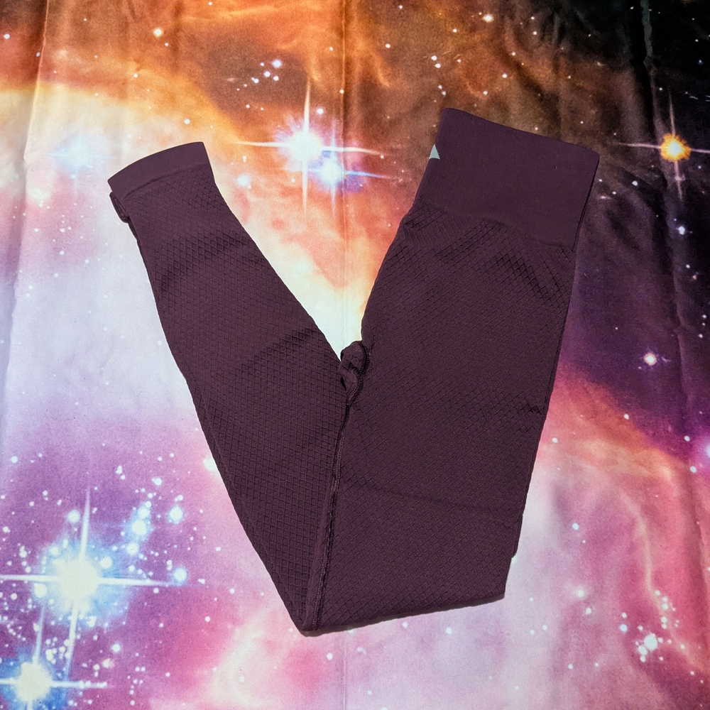 Balance Athletica Amethyst Leggings Size Medium